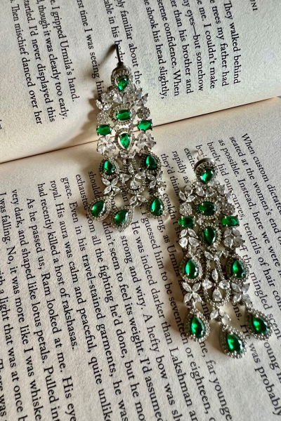 EMERALD LONG DROP EARRINGS