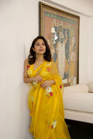 Yellow Organza saree Online Peeli Dori